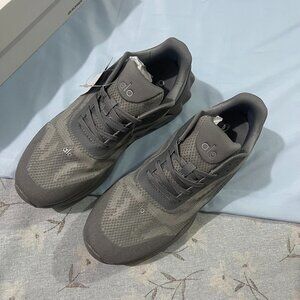 ALO Yoga Runner Grey Sneakers
